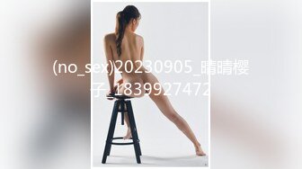 [MP4/ 280M] 牛仔短裤大长腿贫乳美女和炮友居家啪啪，近距离特写交舔屌，翘起屁股舔逼后入撞击美臀