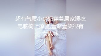 我姐喝多了，超级狂野，边回答我妈边给我吃鸡巴