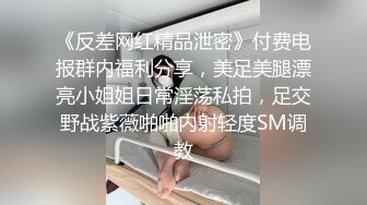 丰满身材大屁股妹子和男友双人啪啪 69互舔后入大力猛操出白浆