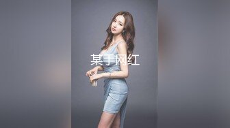 【Olivia】Stripchat来了一个极品，童颜巨乳，各种玩具琳琅满目缺个男人 (6)